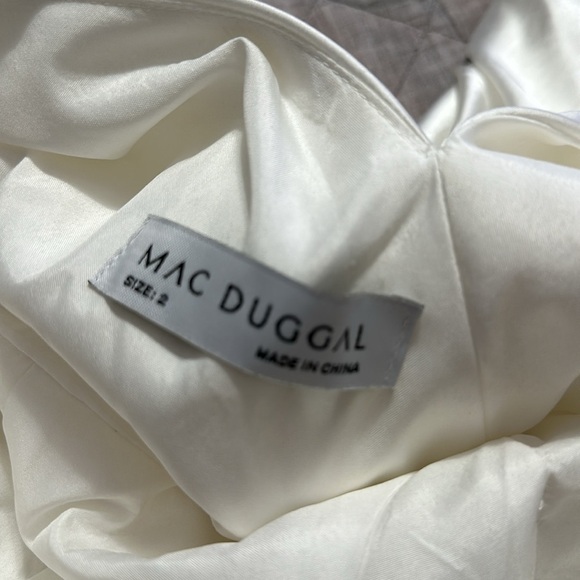 (160) ❤️ BNWT MAC DUGGAL ONE SHOULDER CUTOUT CHARMEUSE GOWN - Picture 8 of 8